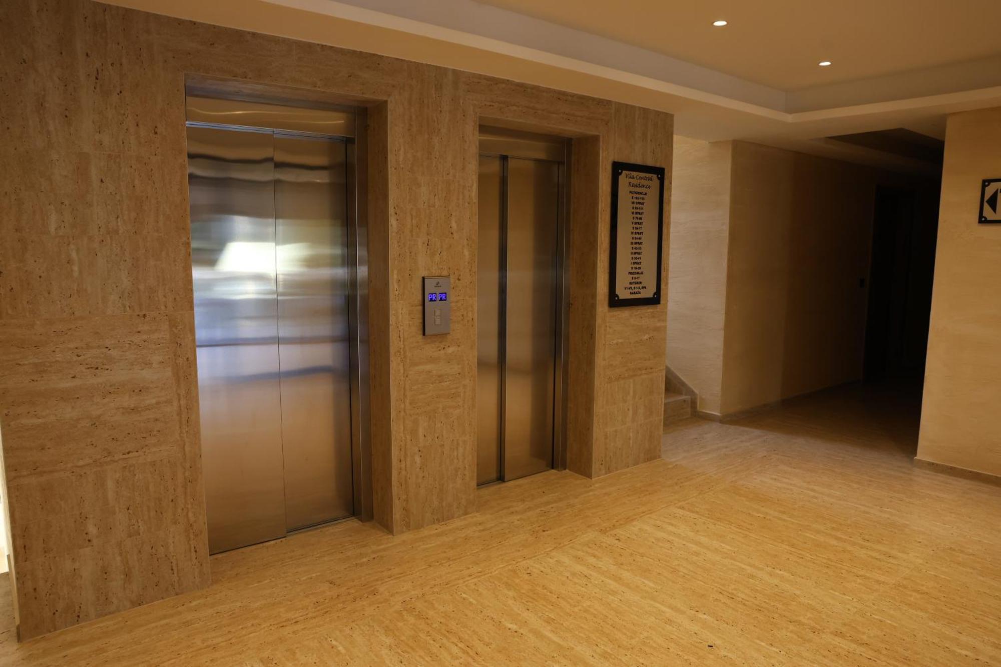 Apartment Royal73